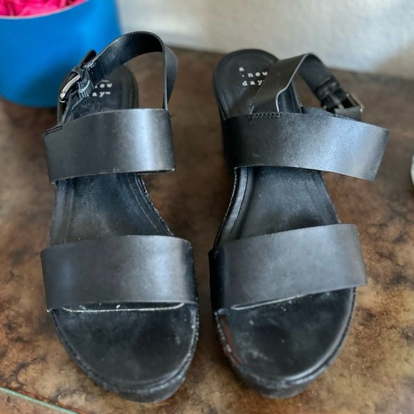 A New Day Women’s Black Chunky Heels in Size 8.5 - Picture 1 of 5